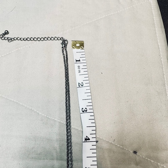 Silver Tone Double Feather Pendant w/Beads, Clear Quartz, Fluorite & Glass EUC - Picture 8 of 15